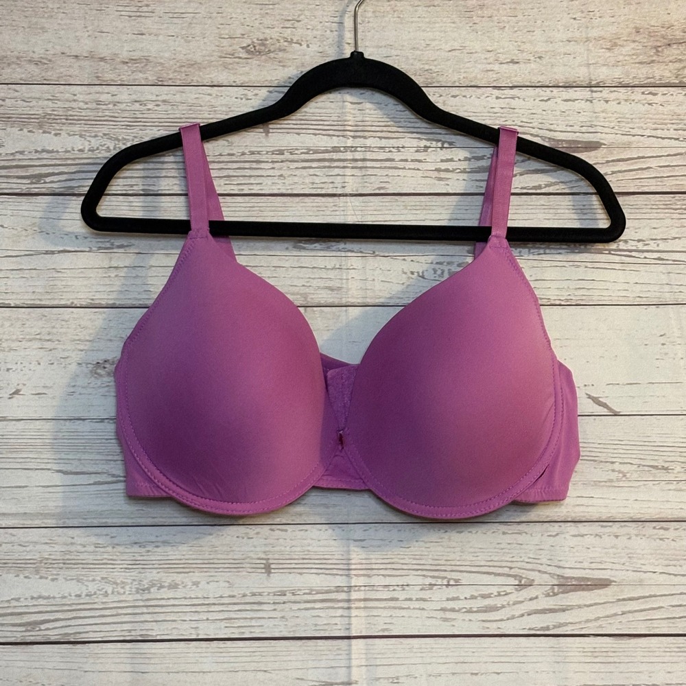 Juicy Couture Bra Size 42D‎ Style 7807-16 Lightly Padded Underwire